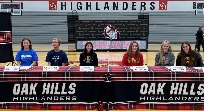 Fall Senior Signing